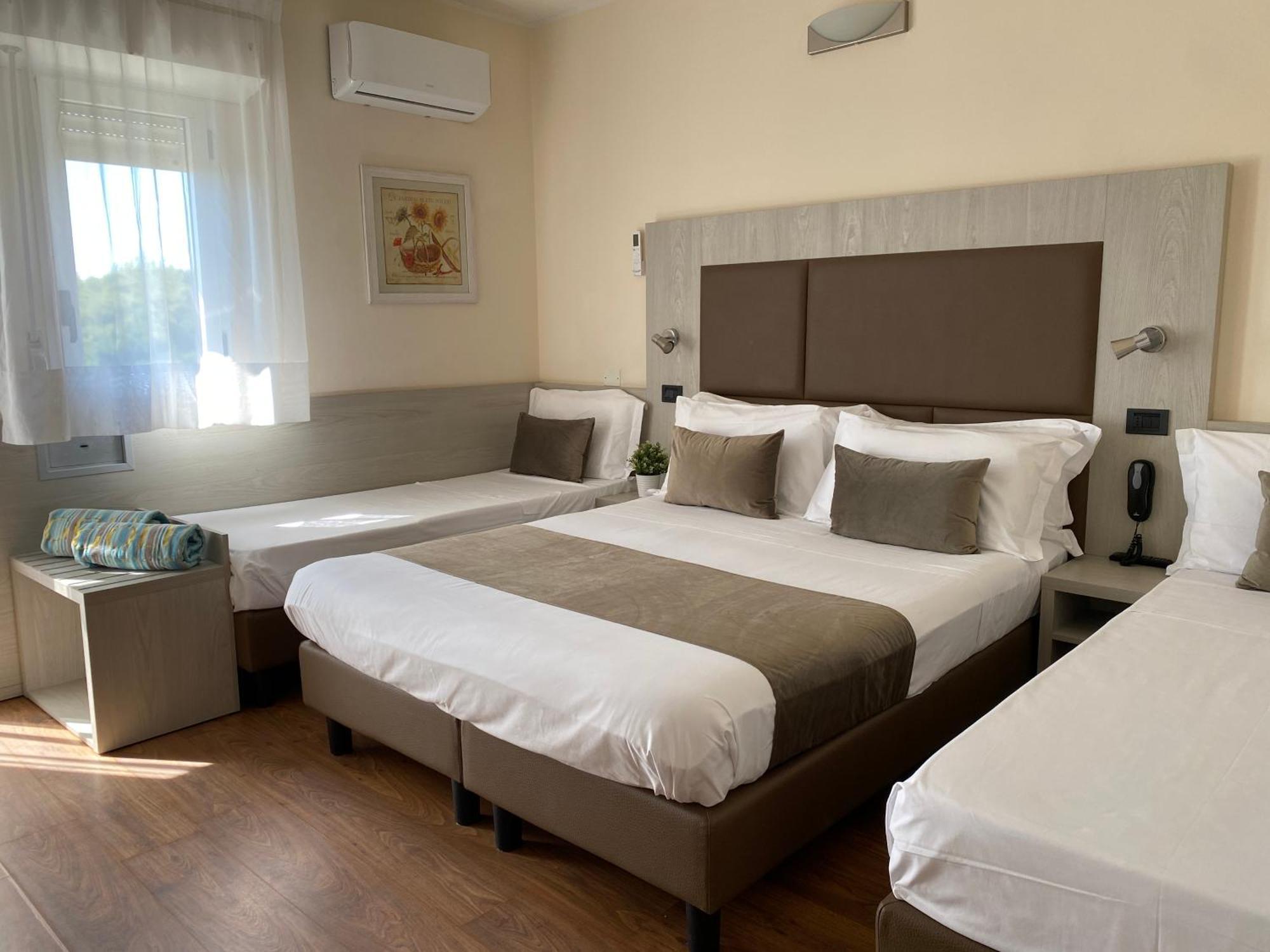 Golf Hotel Riccione Buitenkant foto